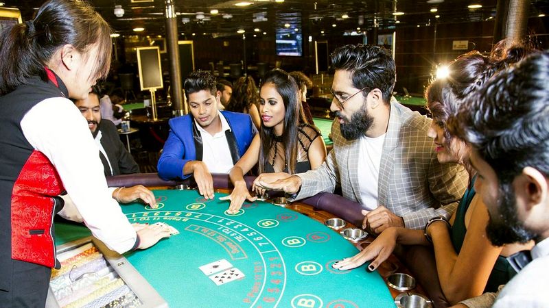 Ощутите азарт в казино Bollywood Ощутите азарт в казино Bollywood
